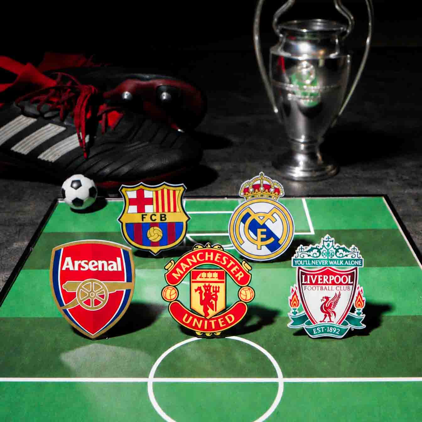 FOOTBALL CLUB TEAM CARDS